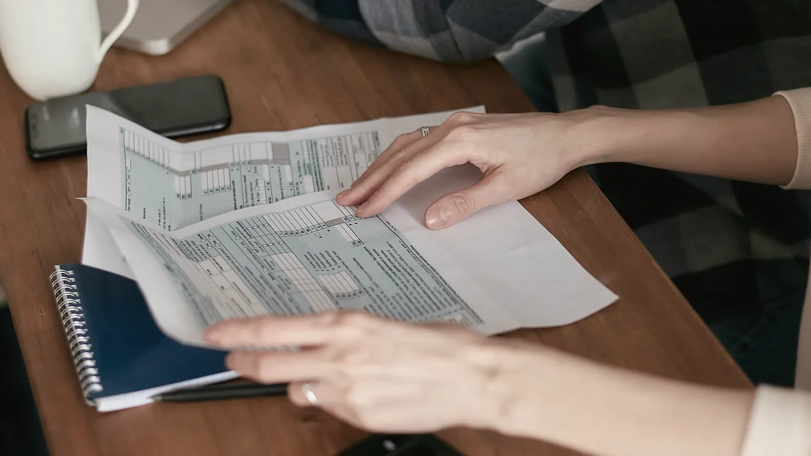 小规模纳税人季度开票超过30万，增值税怎么交？